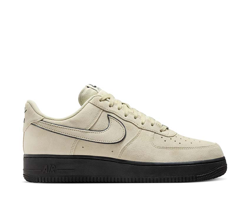 Nike Air Force 1 '07 Light Khaki