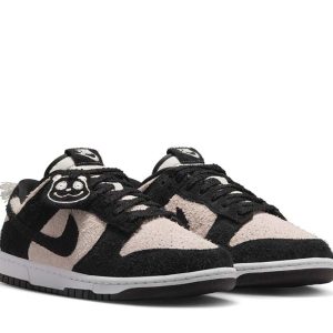 Nike Dunk Low Retro SE Panda Monium