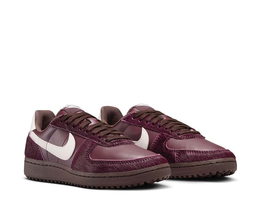 Nike Field General W Burgundy - Image 3