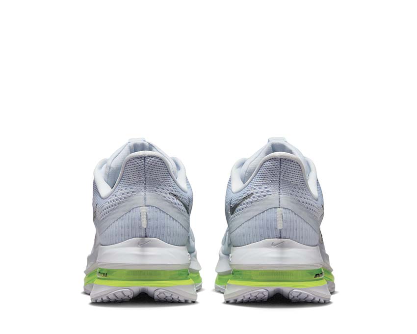 Nike Pegasus Premium W After Dark Tour - Image 4