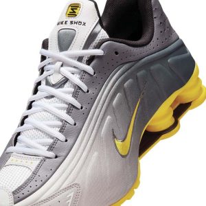 Nike Shox R4 SE