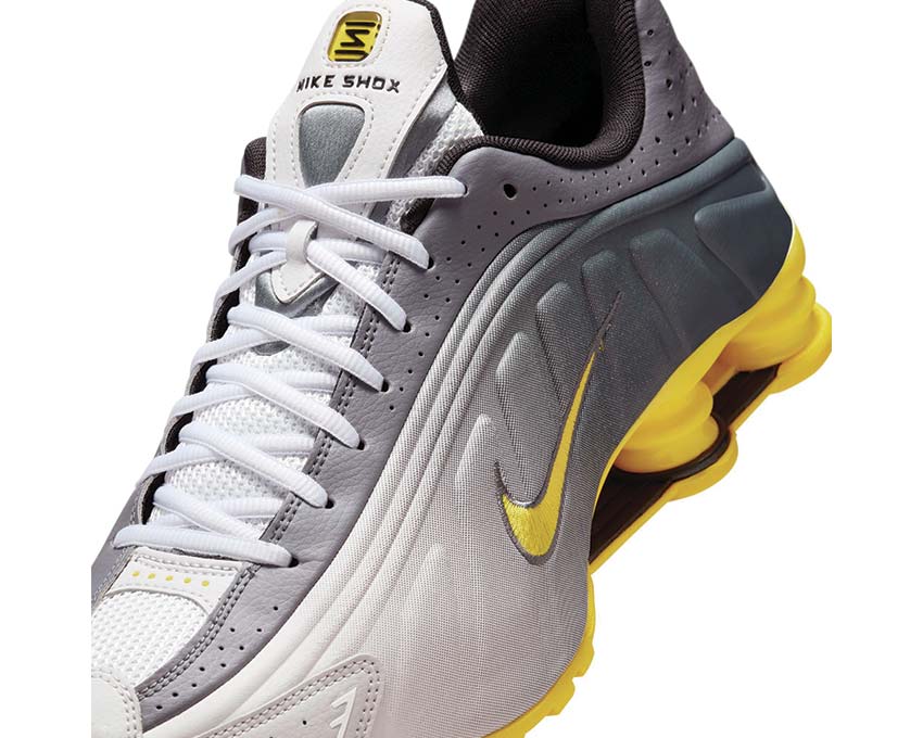 Nike Shox R4 SE - Image 2