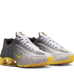 Nike Shox R4 SE