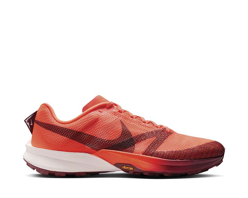 Nike Terra Kiger 10 Silt Red