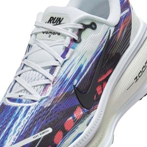Nike Vomero 18 SE Light Trails
