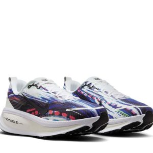Nike Vomero 18 SE Light Trails