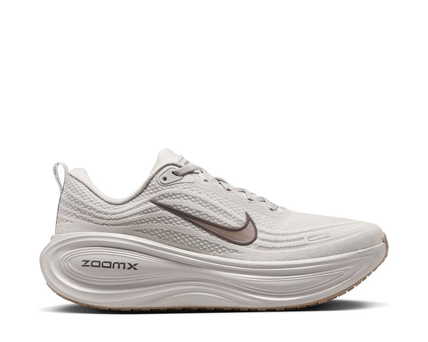 Nike Vomero Plus College Grey