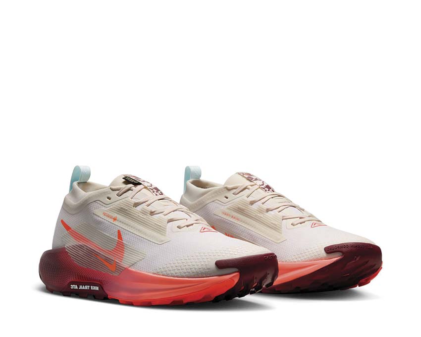 Nike Pegasus Trail 5 GTX Silt Red - Image 3